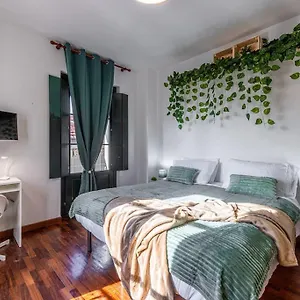Close To Duomo Lovely City Center Flat Apartamento